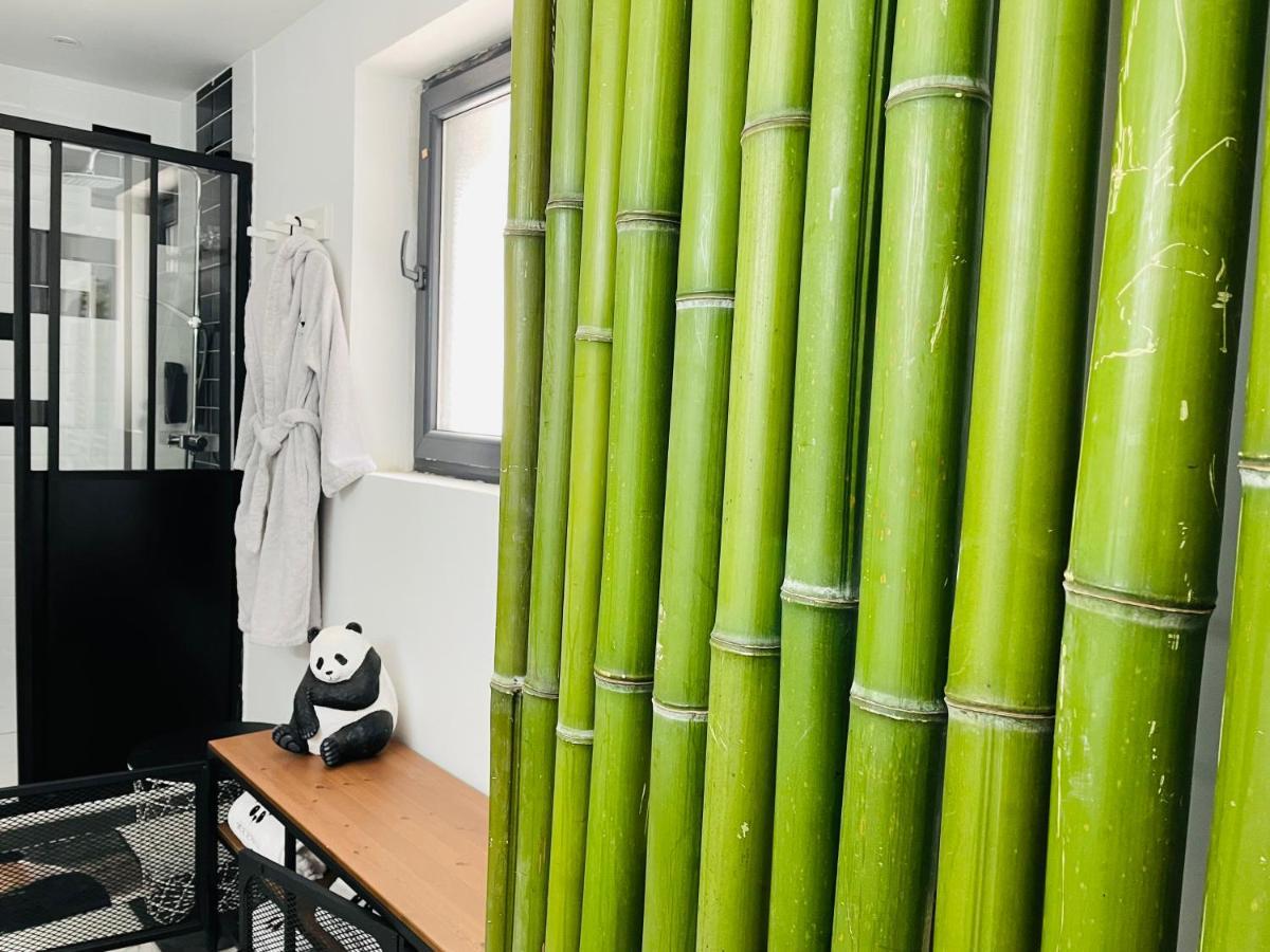 Reve De Panda Avec Sauna Et Jacuzzi Privatif Abrest Exterior foto