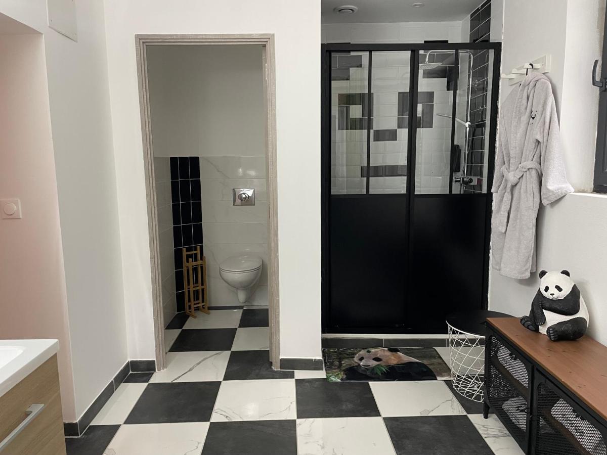 Reve De Panda Avec Sauna Et Jacuzzi Privatif Abrest Exterior foto