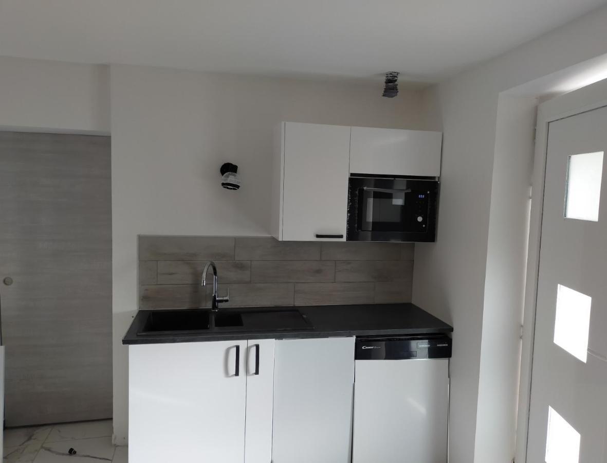 Reve De Panda Avec Sauna Et Jacuzzi Privatif Abrest Exterior foto